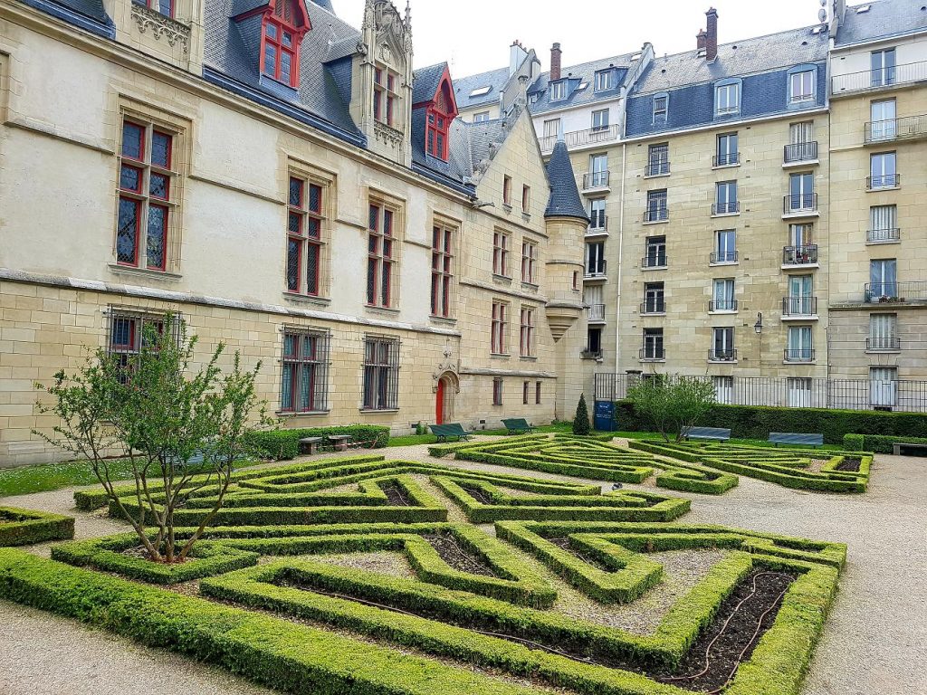 Jardin de l'Hôtel-de-Sens